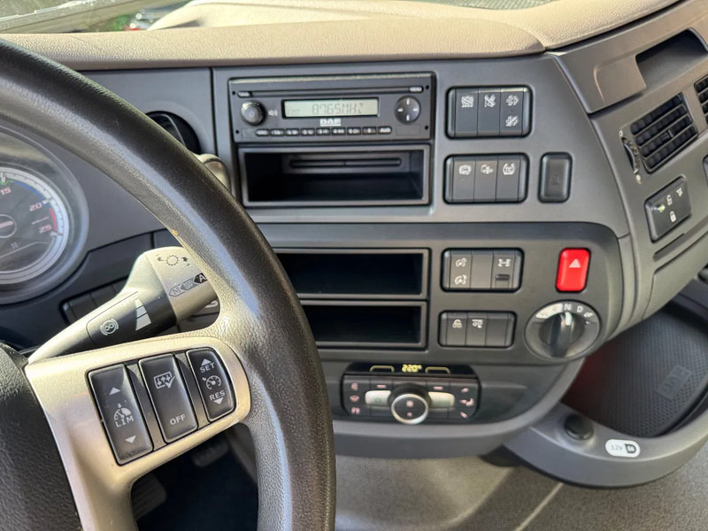 Konteineru vedējs/ Kravas automašīna ar noņemamā virsbūve DAF XF 480 6X2 SSC FAR BDF Retarder 2x AHK 7.82 Multiwechseler: foto 16