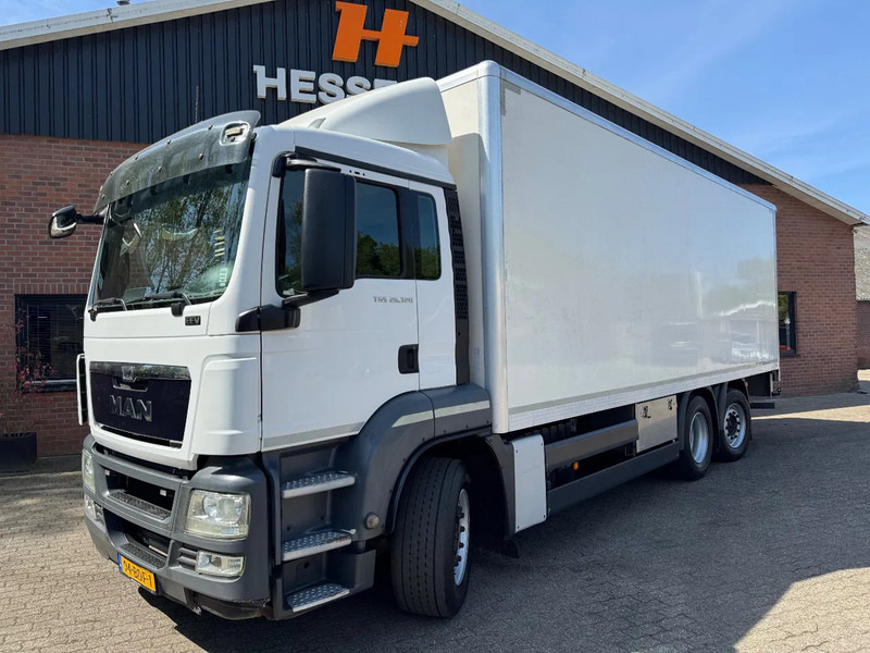 MAN TGS 26.320 EEV Koffer Stuuras AHK 3.000KG LBW 337.340KM! NL TRUCK - Kravas automašīna ar slēgto virsbūvi: foto 1 MAN TGS 26.320 EEV Koffer Stuuras AHK 3.000KG LBW 337.340KM! NL TRUCK - Kravas automašīna ar slēgto virsbūvi: foto 1