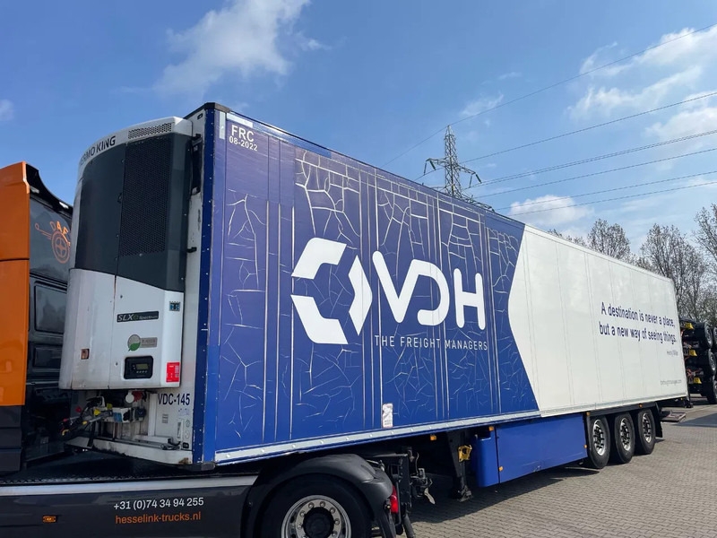 Schmitz Cargobull SKO 24 Thermo King SLX Spectrum Multi temp Dhollandia LBW 2T 270H 250B - Puspiekabe izotermiskais: foto 1 Schmitz Cargobull SKO 24 Thermo King SLX Spectrum Multi temp Dhollandia LBW 2T 270H 250B - Puspiekabe izotermiskais: foto 1