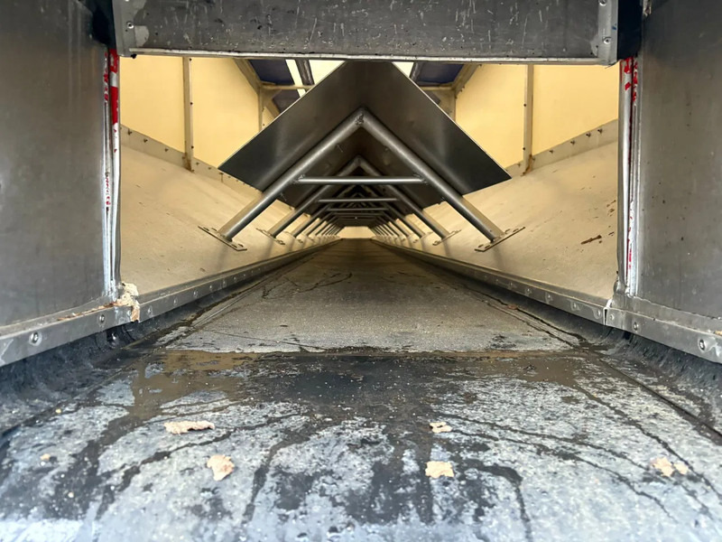 Van der Peet ASCA 55m3 Bandlosser/Bandwagen Aardappel Potatoe Kartoffln - Puspiekabe ar grīdas transportieri: foto 5 Van der Peet ASCA 55m3 Bandlosser/Bandwagen Aardappel Potatoe Kartoffln - Puspiekabe ar grīdas transportieri: foto 5