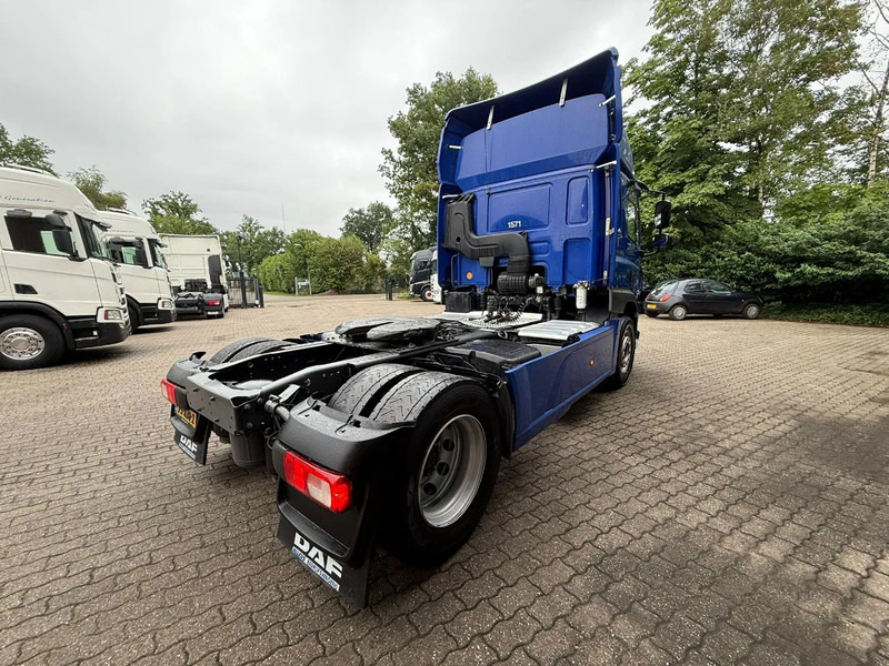 DAF CF 400 Space Cab side ACC 4x2 615.010KM! NL Truck - Vilcējs: foto 3 DAF CF 400 Space Cab side ACC 4x2 615.010KM! NL Truck - Vilcējs: foto 3