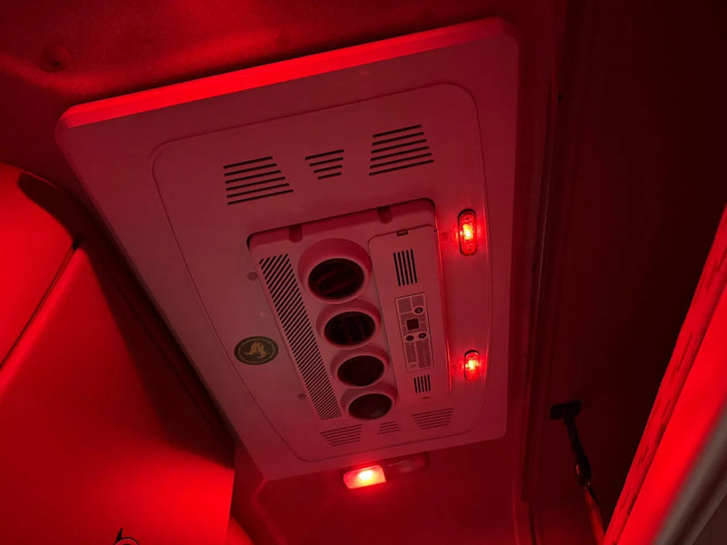 Vilcējs DAF CF 460 6x2 FTG Standairco Space Cab NL Truck: foto 19