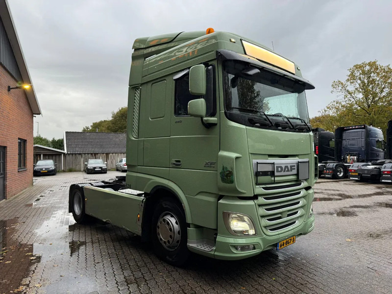 DAF XF 440 6X2 FTP Space Cab Standairco NL Truck - Vilcējs: foto 4 DAF XF 440 6X2 FTP Space Cab Standairco NL Truck - Vilcējs: foto 4