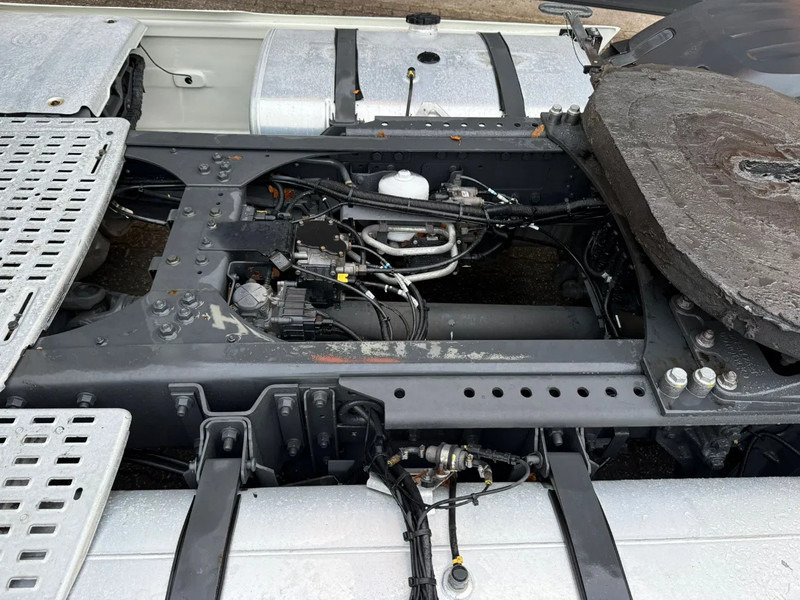 Vilcējs DAF XF 480 SSC Super Space 2x tank LED Spoilers/sideskirts 348.190KM NL Truck: foto 14