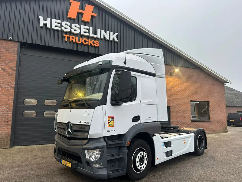 Mercedes-Benz Actros 1840 4X2 679.306KM NL Truck - Vilcējs: foto 1 Mercedes-Benz Actros 1840 4X2 679.306KM NL Truck - Vilcējs: foto 1