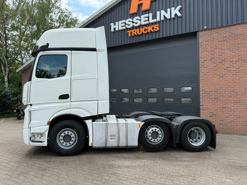 Mercedes-Benz Actros 2545 6X2 Gigaspace Standairco NL Truck 327.240KM Gestuurde voorloopas - Vilcējs: foto 5 Mercedes-Benz Actros 2545 6X2 Gigaspace Standairco NL Truck 327.240KM Gestuurde voorloopas - Vilcējs: foto 5