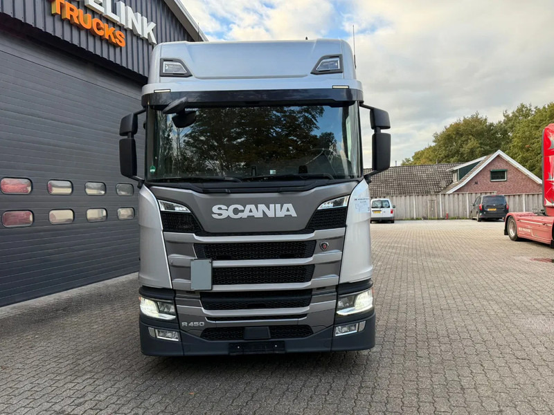 Scania R450 NGS 4X2EB Lowliner Retarder Standairco German truck Smarttacho 2 - Vilcējs: foto 5 Scania R450 NGS 4X2EB Lowliner Retarder Standairco German truck Smarttacho 2 - Vilcējs: foto 5