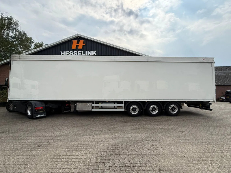 Kraker CF-ISO Koel / Walkingfloor Thermo King SLX 400 - Puspiekabe kustīgās grīdas: foto 4 Kraker CF-ISO Koel / Walkingfloor Thermo King SLX 400 - Puspiekabe kustīgās grīdas: foto 4