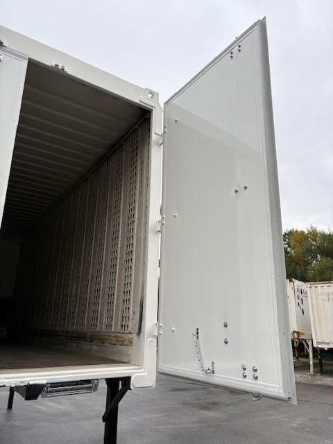 Krone BDF-System 7.450 mm lang, LACK NEU!! - Jūras konteiners: foto 2 Krone BDF-System 7.450 mm lang, LACK NEU!! - Jūras konteiners: foto 2