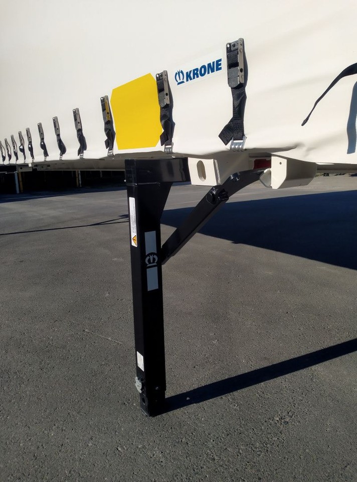 Krone BDF-System, 7.450 mm lang. - Kravas kaste ar tentu: foto 1 Krone BDF-System, 7.450 mm lang. - Kravas kaste ar tentu: foto 1