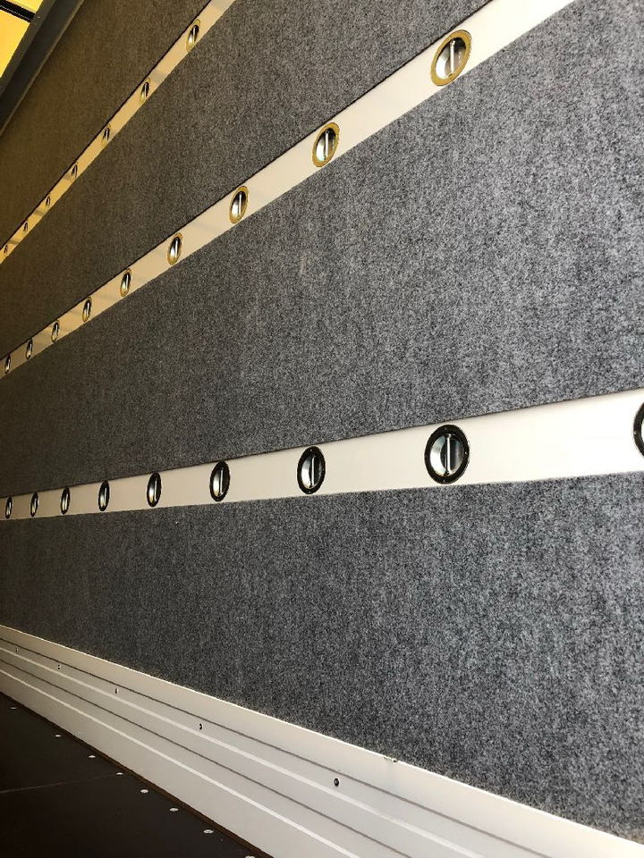 Spier Plywood-Wechselkoffer, BDF-System, 7.450 mm lang. - Maināmā virsbūve - furgons: foto 5 Spier Plywood-Wechselkoffer, BDF-System, 7.450 mm lang. - Maināmā virsbūve - furgons: foto 5