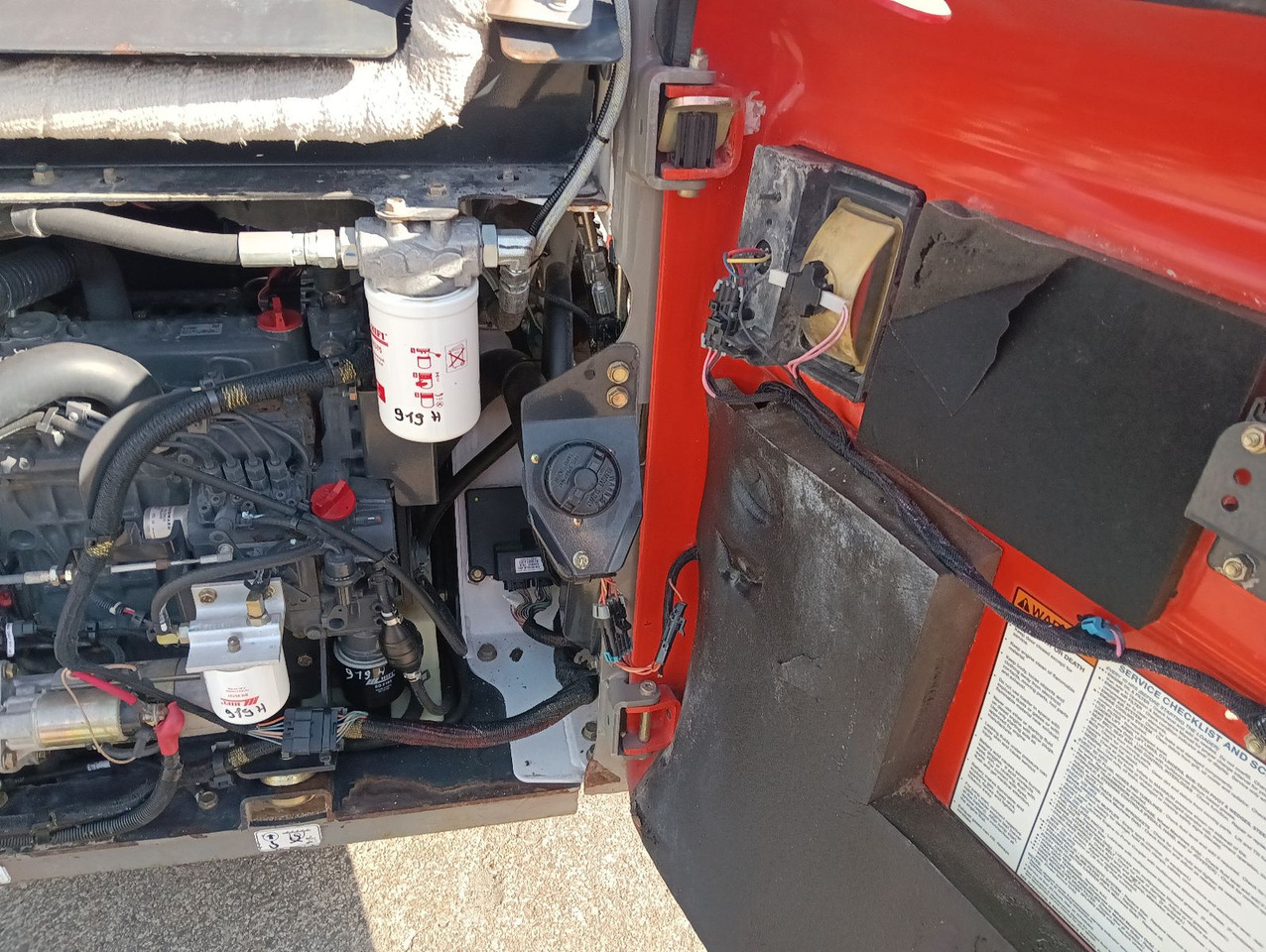 Jaunā Riteņu iekrāvējs Bobcat S 100 Kompaktlader 1.8t. 925h ServiceNeu!: foto 21