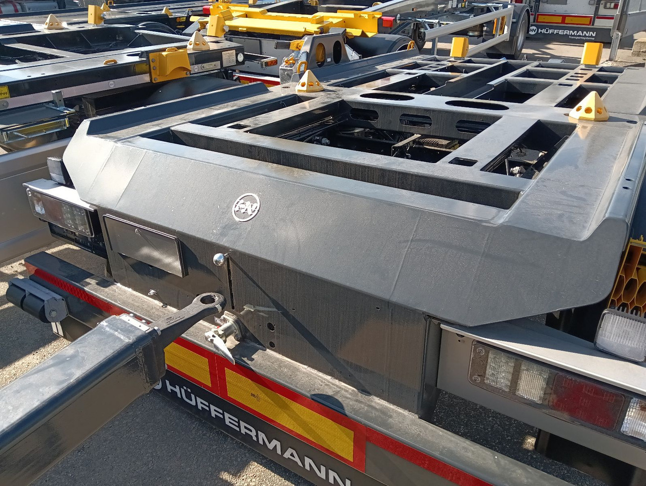 Hüffermann 2-A-MINI-CARRIER SAFETYFIX VERZINKT NEU TOP-PREI - Multilift/ Būvgružu konteinera piekabe: foto 5 Hüffermann 2-A-MINI-CARRIER SAFETYFIX VERZINKT NEU TOP-PREI - Multilift/ Būvgružu konteinera piekabe: foto 5