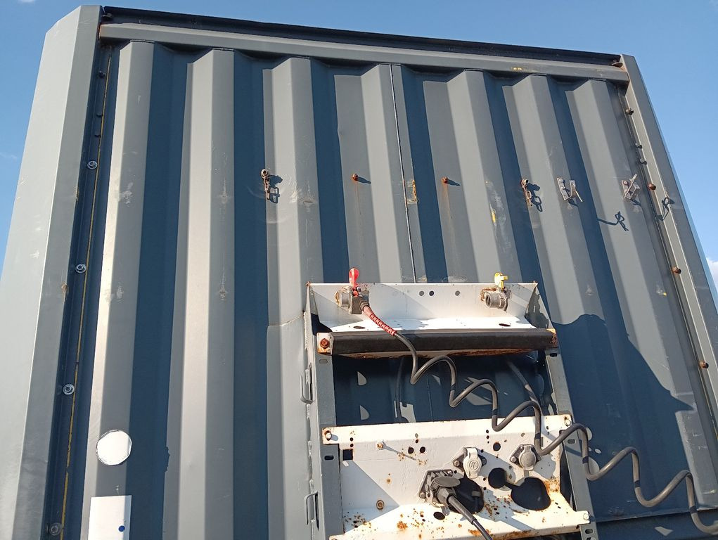 Krone SDP27 TwistLocks 40"+ 20" BPW Lift Rungentaschen Krone SDP27 TwistLocks 40"+ 20" BPW Lift Rungentaschen - Bortu puspiekabe/ Platforma: foto 2 Krone SDP27 TwistLocks 40"+ 20" BPW Lift Rungentaschen Krone SDP27 TwistLocks 40"+ 20" BPW Lift Rungentaschen - Bortu puspiekabe/ Platforma: foto 2