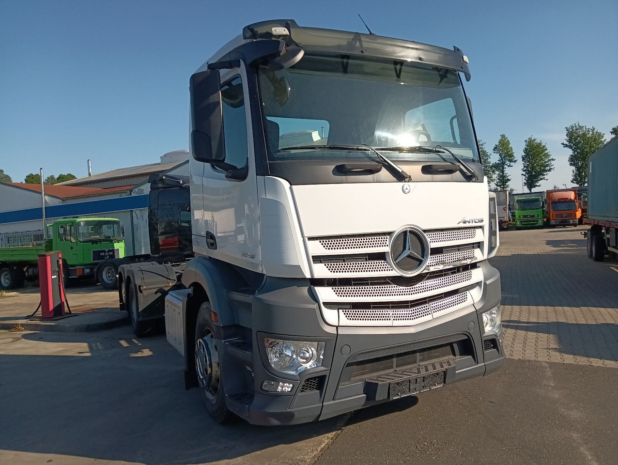Mercedes-Benz ANTOS 2545 6x2 Lenkachse Luft/Luft PTO AHK - Šasija kravas automašīna: foto 2 Mercedes-Benz ANTOS 2545 6x2 Lenkachse Luft/Luft PTO AHK - Šasija kravas automašīna: foto 2