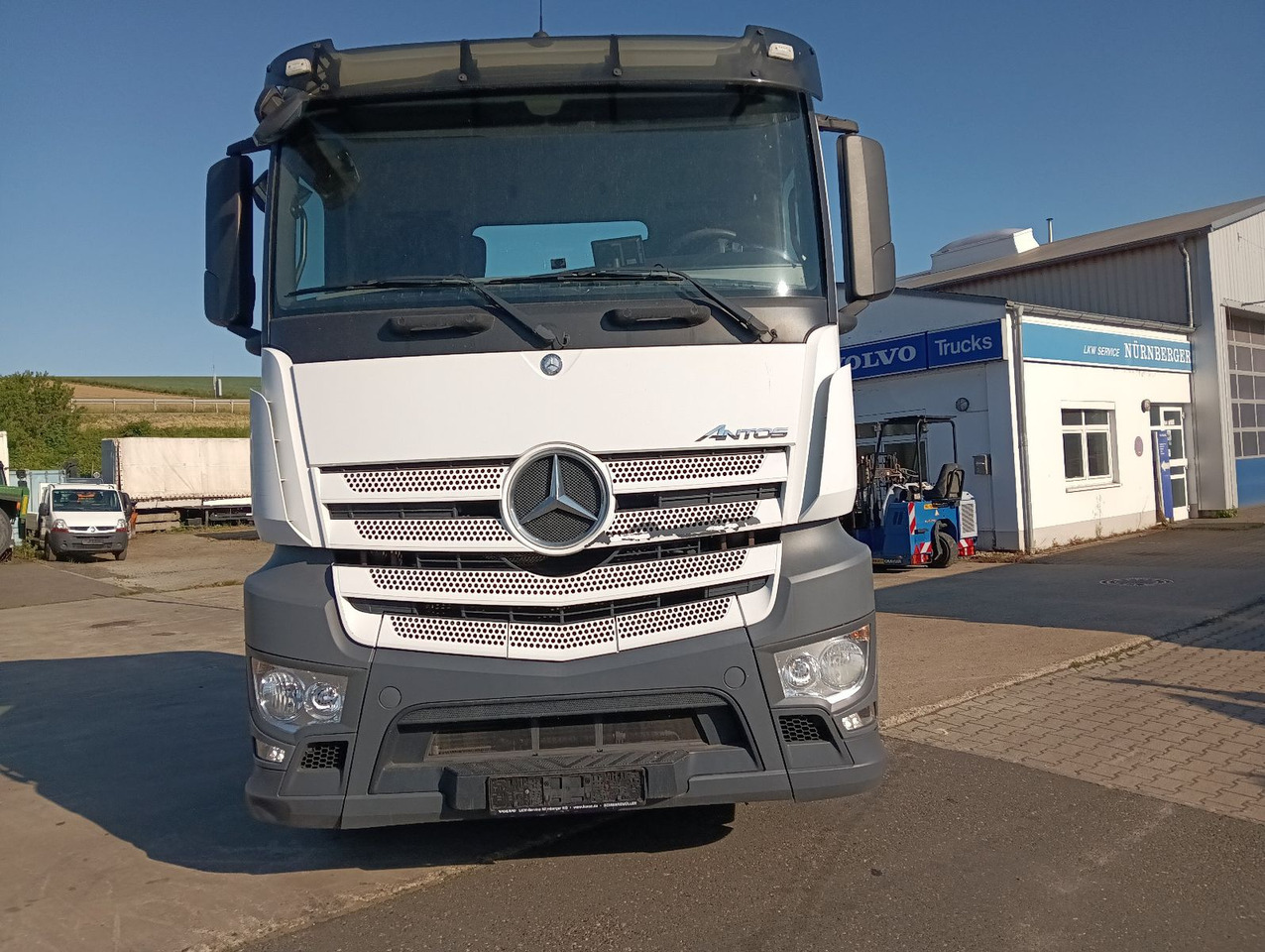 Mercedes-Benz ANTOS 2545 6x2 Lenkachse Luft/Luft PTO AHK - Šasija kravas automašīna: foto 3 Mercedes-Benz ANTOS 2545 6x2 Lenkachse Luft/Luft PTO AHK - Šasija kravas automašīna: foto 3