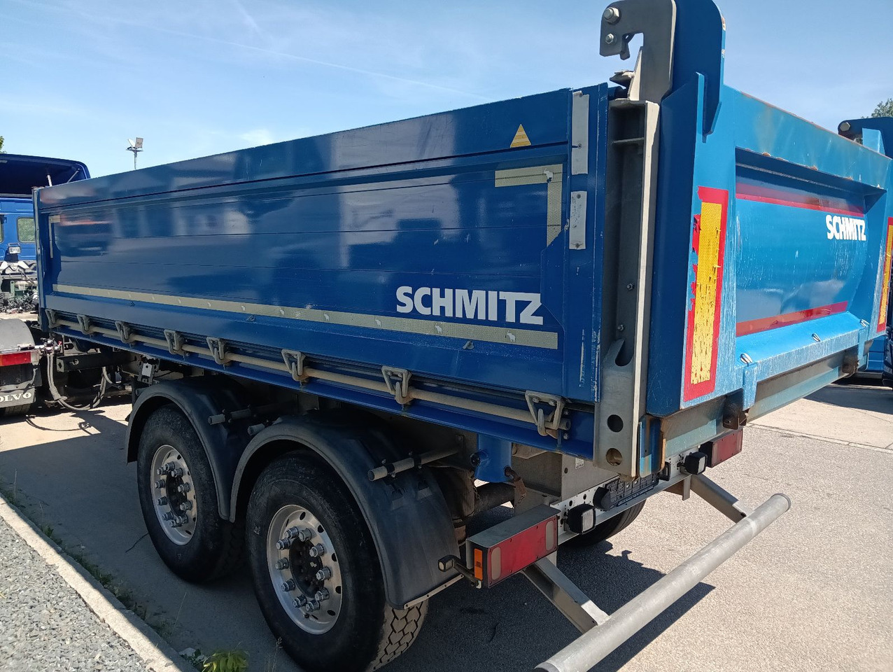 Schmitz Cargobull ZKI 18 Tandem 3-Seiten Kipper ALU ALCOA Rollplan - Piekabe pašizgāzējs: foto 1 Schmitz Cargobull ZKI 18 Tandem 3-Seiten Kipper ALU ALCOA Rollplan - Piekabe pašizgāzējs: foto 1