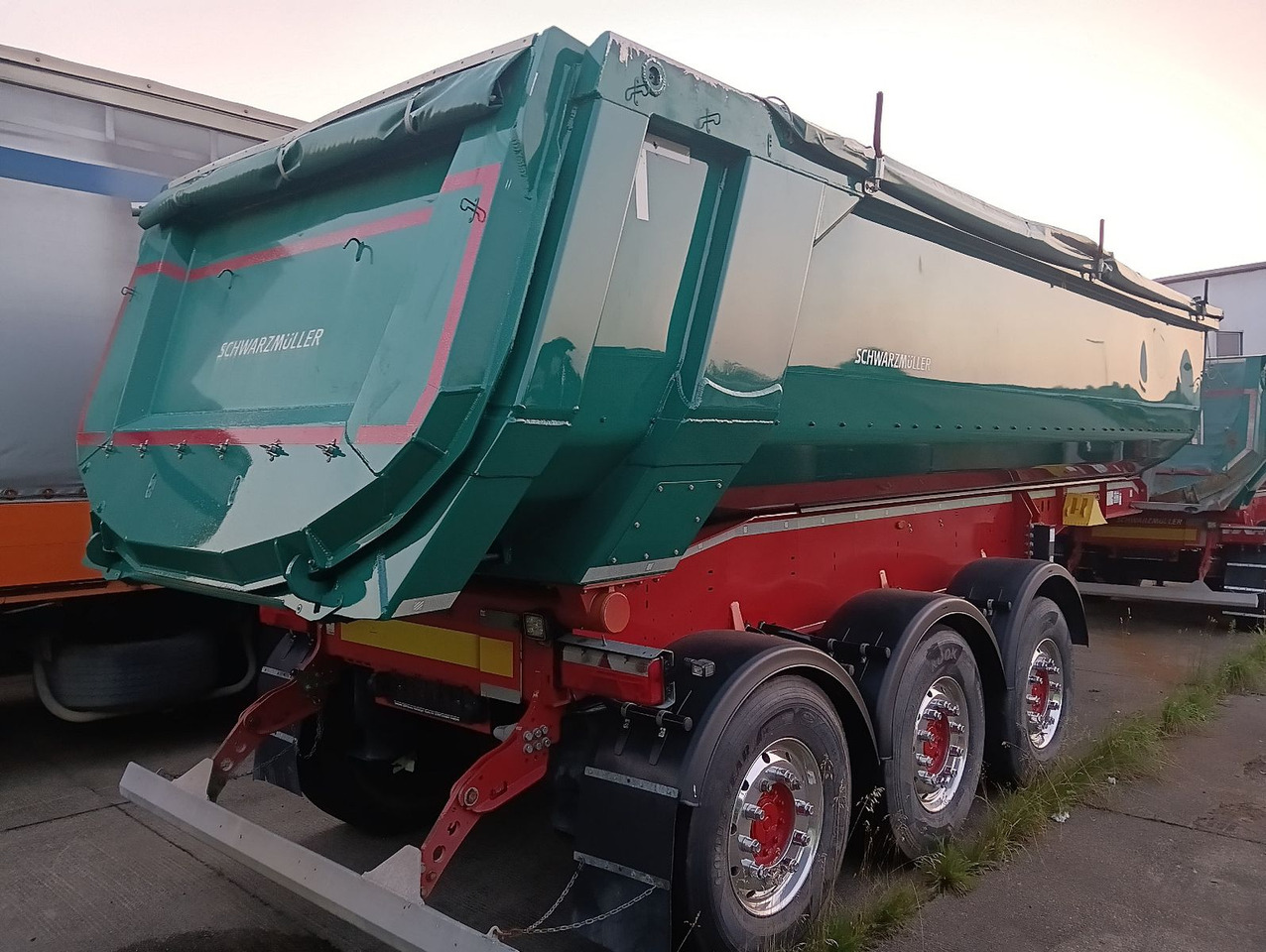 Puspiekabe pašizgāzējs Schwarzmüller 3-A Alumulde ALCOA 27m3 SAF Lift 5,4t el.Verdeck: foto 27