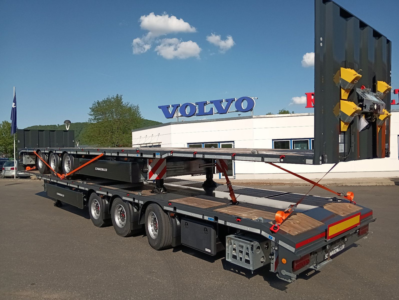 Schwarzmüller 3Achs Tele Rampen TwistLock40+2x20"SAF Lenk+Lift - Bortu puspiekabe/ Platforma: foto 1 Schwarzmüller 3Achs Tele Rampen TwistLock40+2x20"SAF Lenk+Lift - Bortu puspiekabe/ Platforma: foto 1