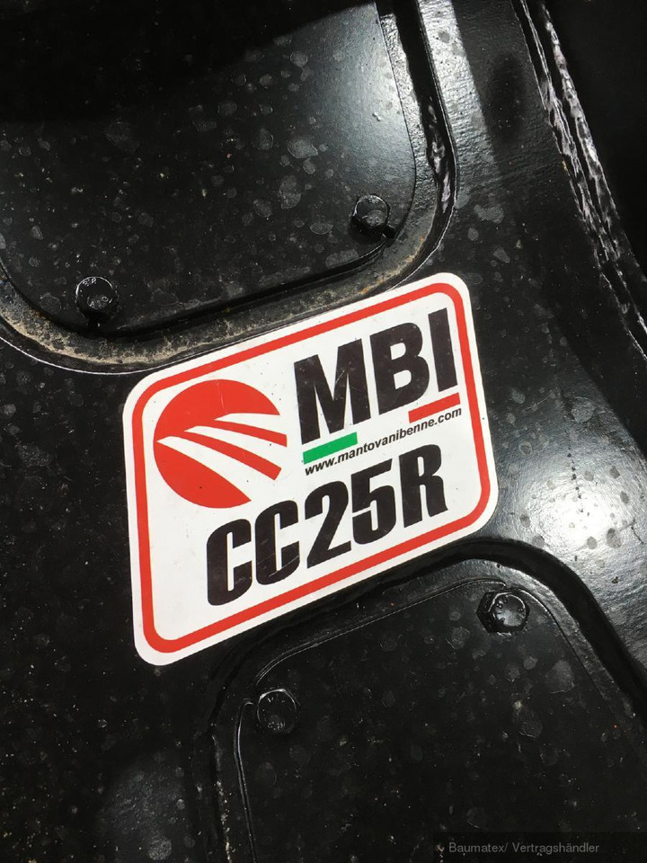 MBI CC25R für 25- 32to. Bagger - Demolēšanas šķēres - Celtniecības tehnika: foto 4 MBI CC25R für 25- 32to. Bagger - Demolēšanas šķēres - Celtniecības tehnika: foto 4