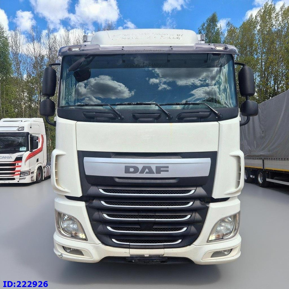 DAF XF 106 440 FAR 6x2 Euro6 - Izometriskais kravas automašīna: foto 2 DAF XF 106 440 FAR 6x2 Euro6 - Izometriskais kravas automašīna: foto 2