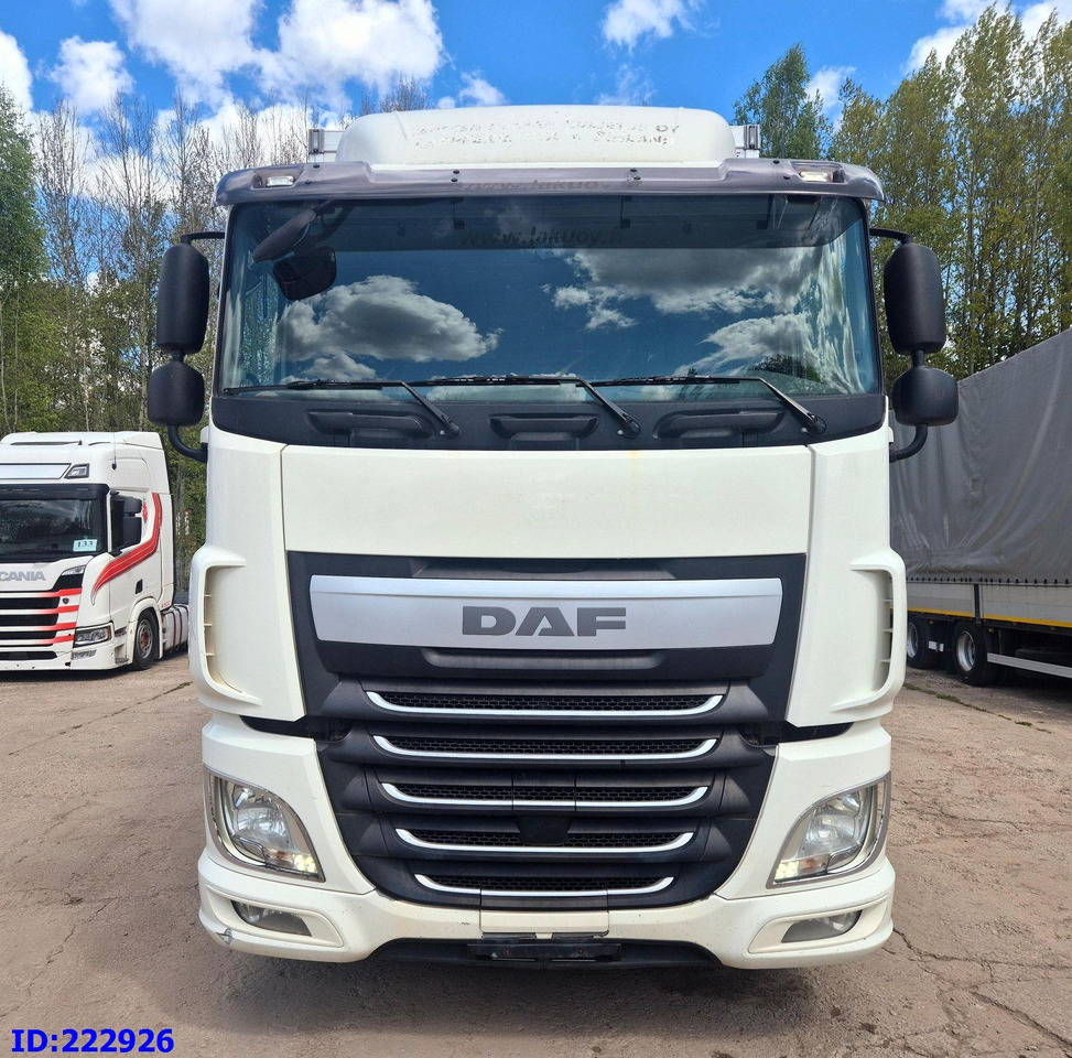 DAF XF 106 440 FAR 6x2 Euro6 - Izometriskais kravas automašīna: foto 2 DAF XF 106 440 FAR 6x2 Euro6 - Izometriskais kravas automašīna: foto 2