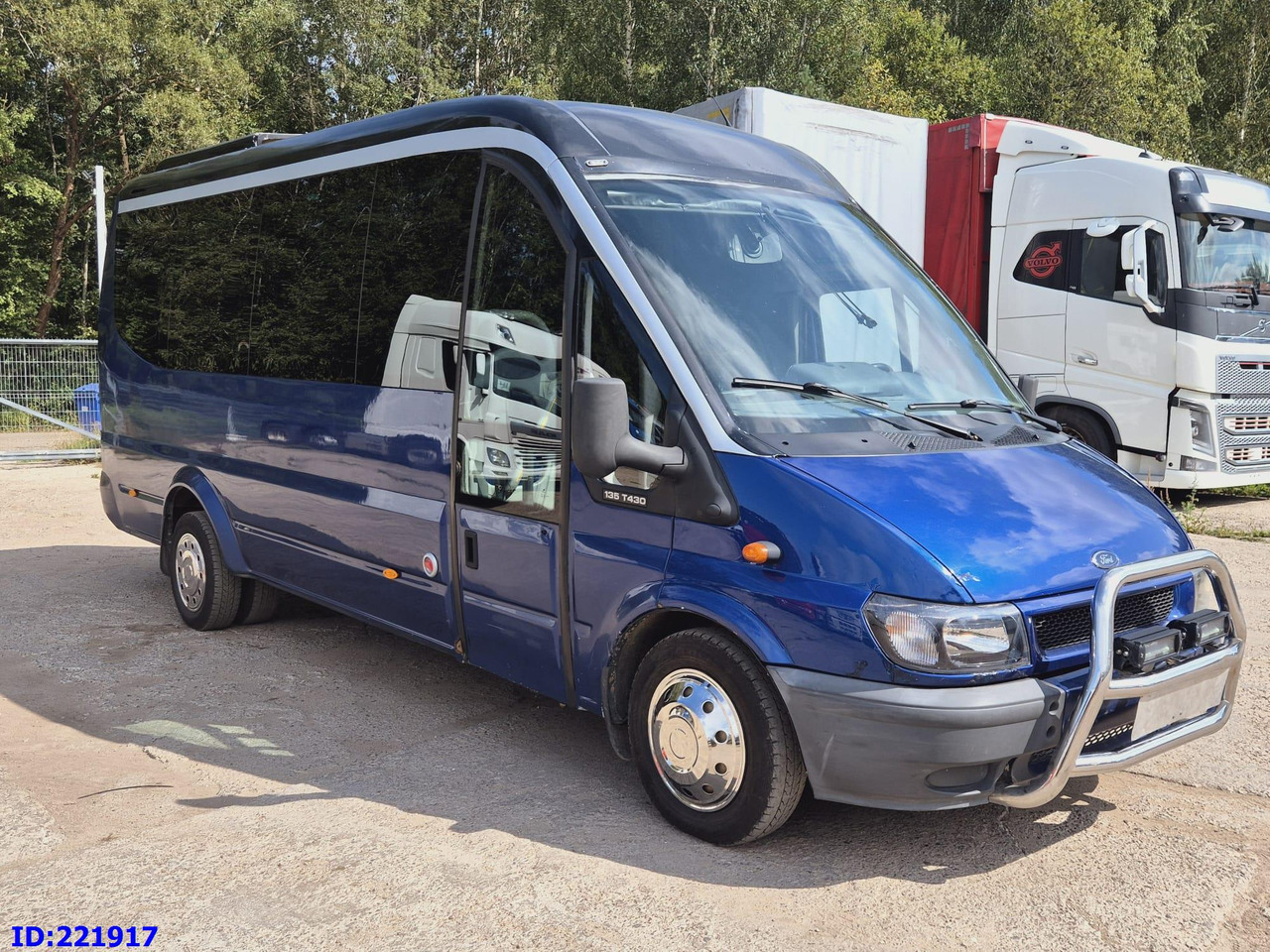 FORD Sunset VIP 17-seats - Starppilsētu autobuss: foto 4 FORD Sunset VIP 17-seats - Starppilsētu autobuss: foto 4