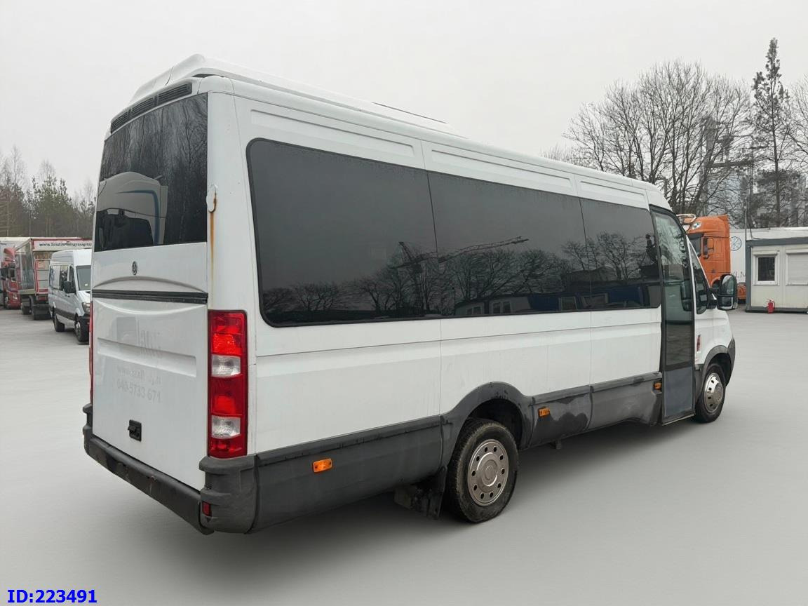 IVECO Daily Strada 17-seater Euro5 - Starppilsētu autobuss: foto 5 IVECO Daily Strada 17-seater Euro5 - Starppilsētu autobuss: foto 5