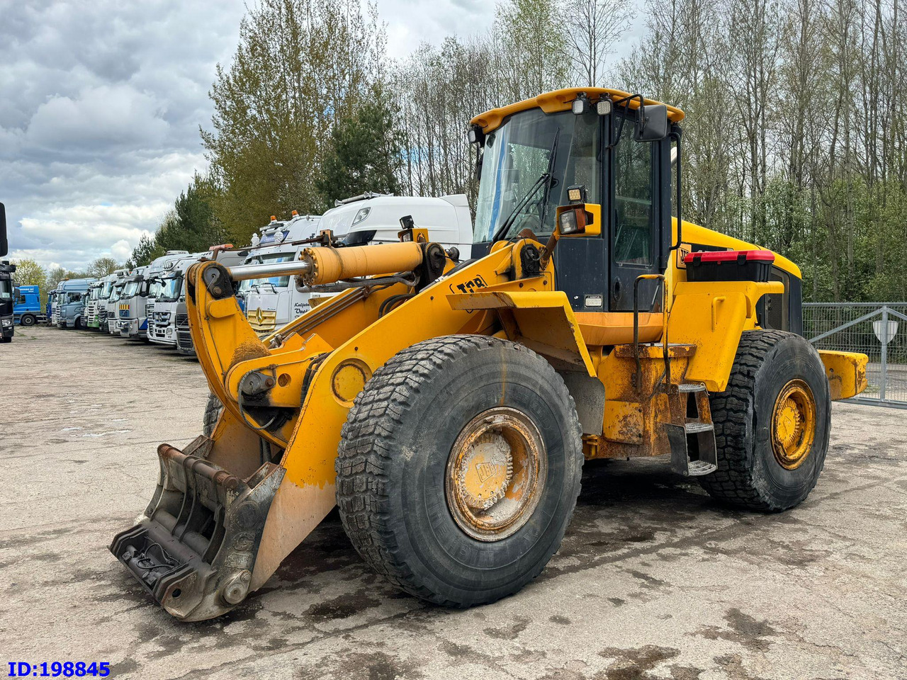 JCB 456 ZX 4x4 / 330 - Riteņu iekrāvējs: foto 2 JCB 456 ZX 4x4 / 330 - Riteņu iekrāvējs: foto 2