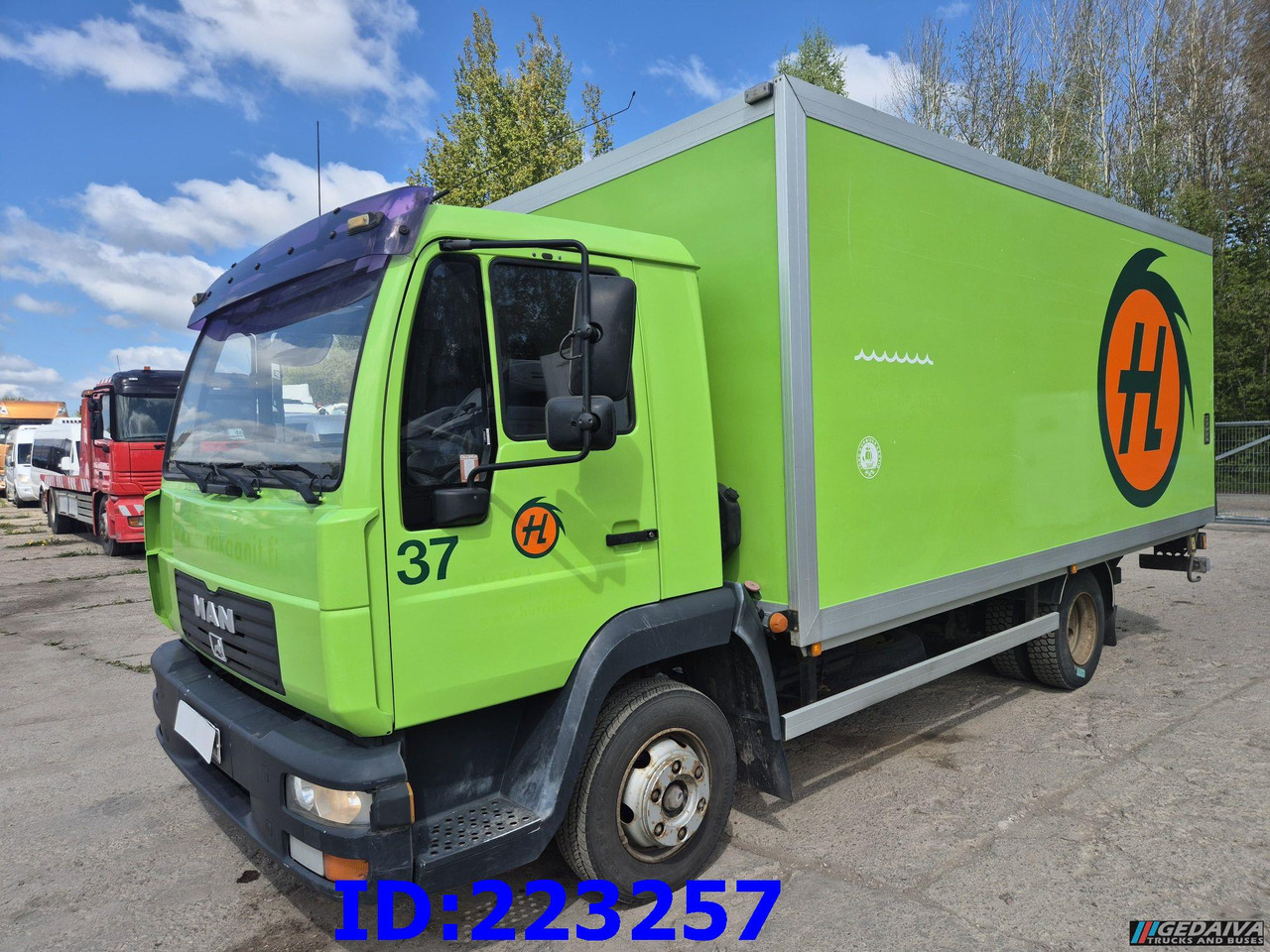 MAN LE 8.150 Manual 139tkm ONLY - Kravas automašīna ar slēgto virsbūvi: foto 1 MAN LE 8.150 Manual 139tkm ONLY - Kravas automašīna ar slēgto virsbūvi: foto 1