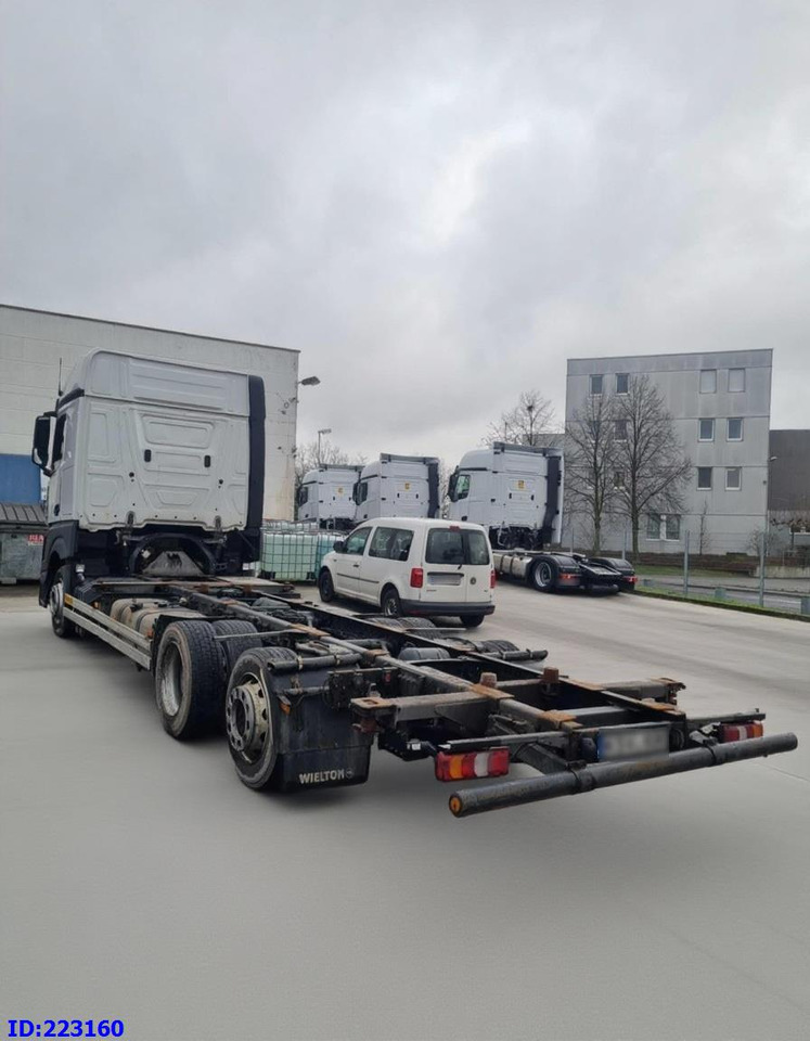 MERCEDES-BENZ Actros 2542 BDF Euro6 - Šasija kravas automašīna: foto 5 MERCEDES-BENZ Actros 2542 BDF Euro6 - Šasija kravas automašīna: foto 5