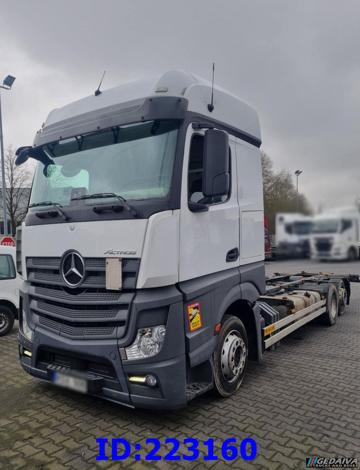 MERCEDES-BENZ Actros 2542 BDF Euro6 - Šasija kravas automašīna: foto 1 MERCEDES-BENZ Actros 2542 BDF Euro6 - Šasija kravas automašīna: foto 1