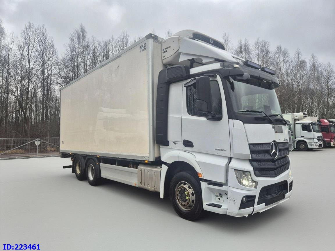 MERCEDES-BENZ Actros 2653 Thermoking 10 wheel - Kravas automašīna refrižerators: foto 1 MERCEDES-BENZ Actros 2653 Thermoking 10 wheel - Kravas automašīna refrižerators: foto 1
