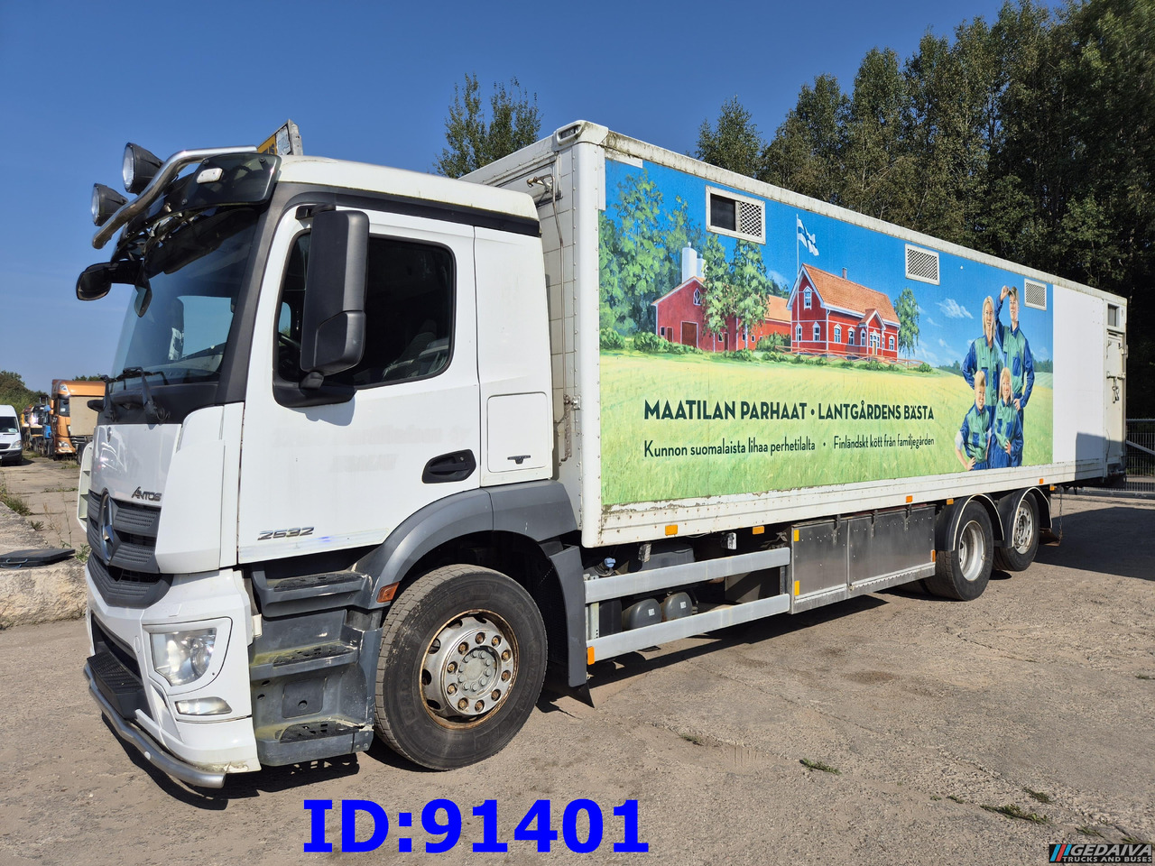 MERCEDES-BENZ Antos 2532 - 6x2 - Euro 6 - Animal transport - Kravas automašīna dzīvnieku pārvadāšanai: foto 1 MERCEDES-BENZ Antos 2532 - 6x2 - Euro 6 - Animal transport - Kravas automašīna dzīvnieku pārvadāšanai: foto 1