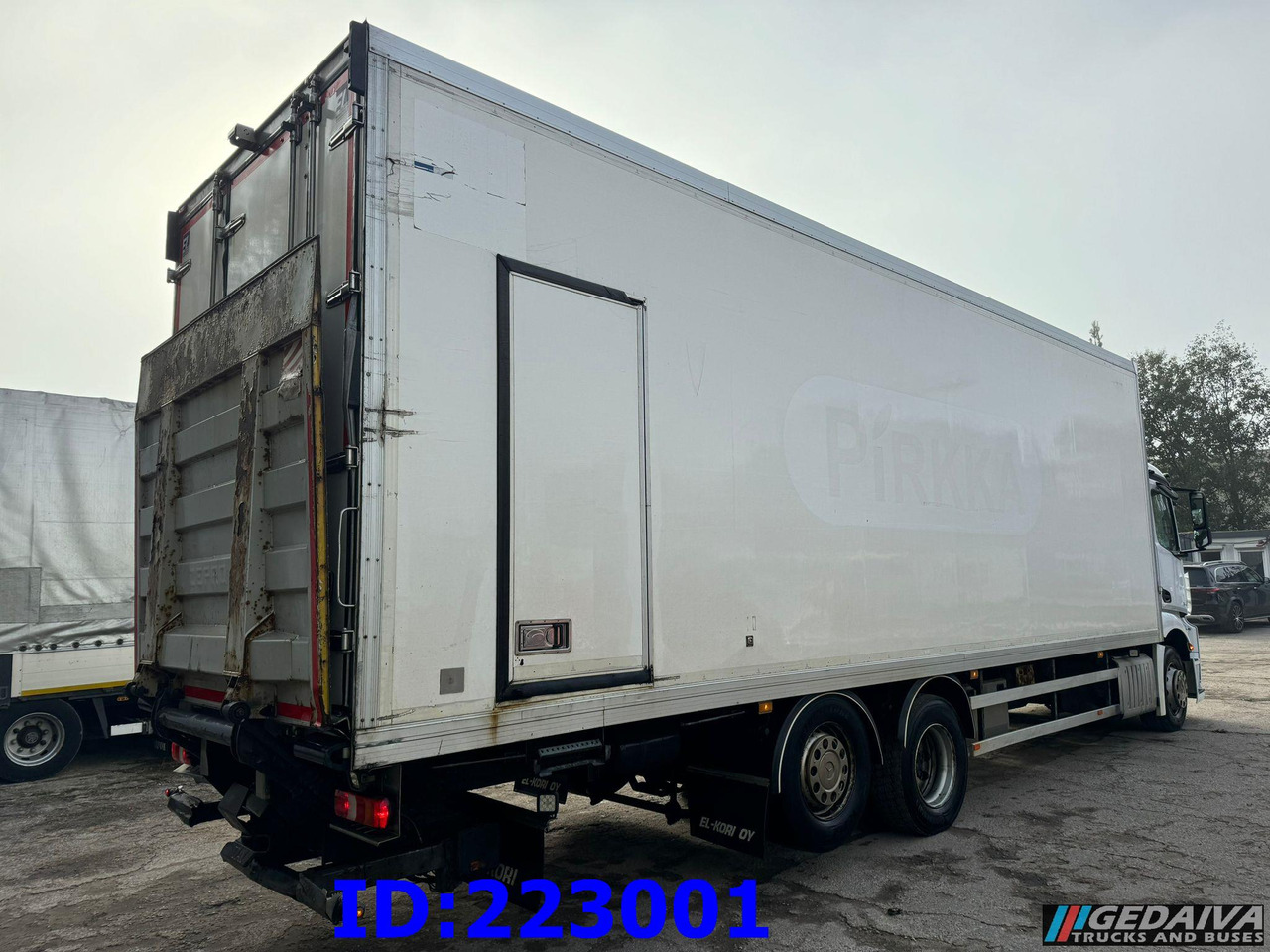 MERCEDES-BENZ Antos 2540 6x2 Euro6 - Kravas automašīna refrižerators: foto 4 MERCEDES-BENZ Antos 2540 6x2 Euro6 - Kravas automašīna refrižerators: foto 4