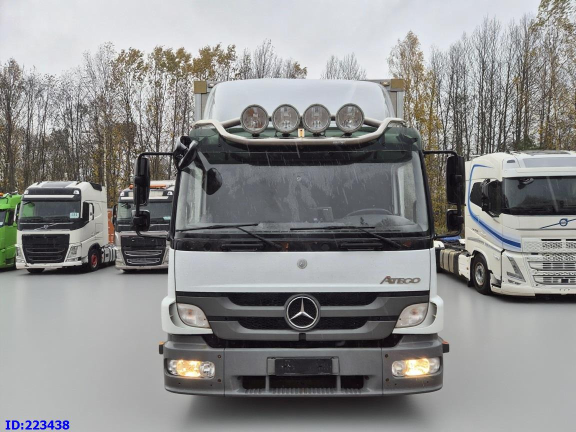 MERCEDES-BENZ Atego 1222 - Kravas automašīna ar slēgto virsbūvi: foto 2 MERCEDES-BENZ Atego 1222 - Kravas automašīna ar slēgto virsbūvi: foto 2