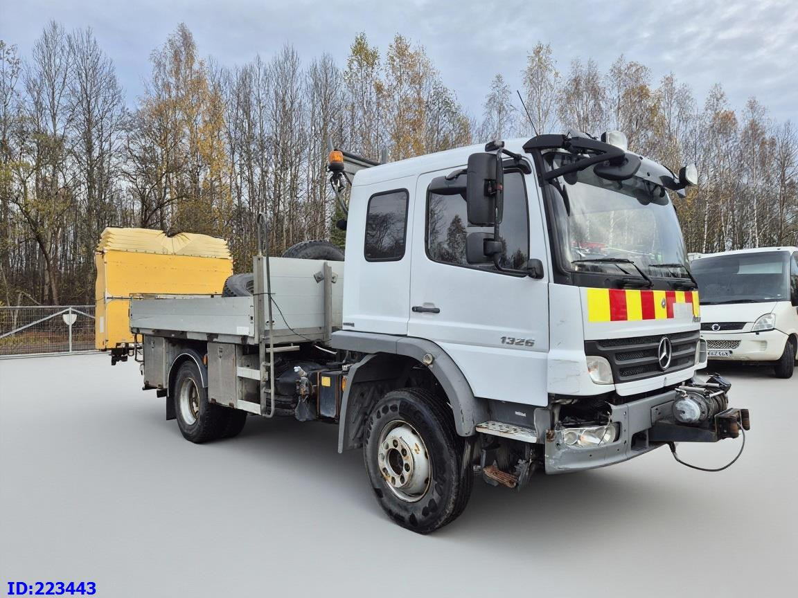 MERCEDES-BENZ Atego 1326 4×4 - Bortu kravas automašīna/ Platforma: foto 4 MERCEDES-BENZ Atego 1326 4×4 - Bortu kravas automašīna/ Platforma: foto 4