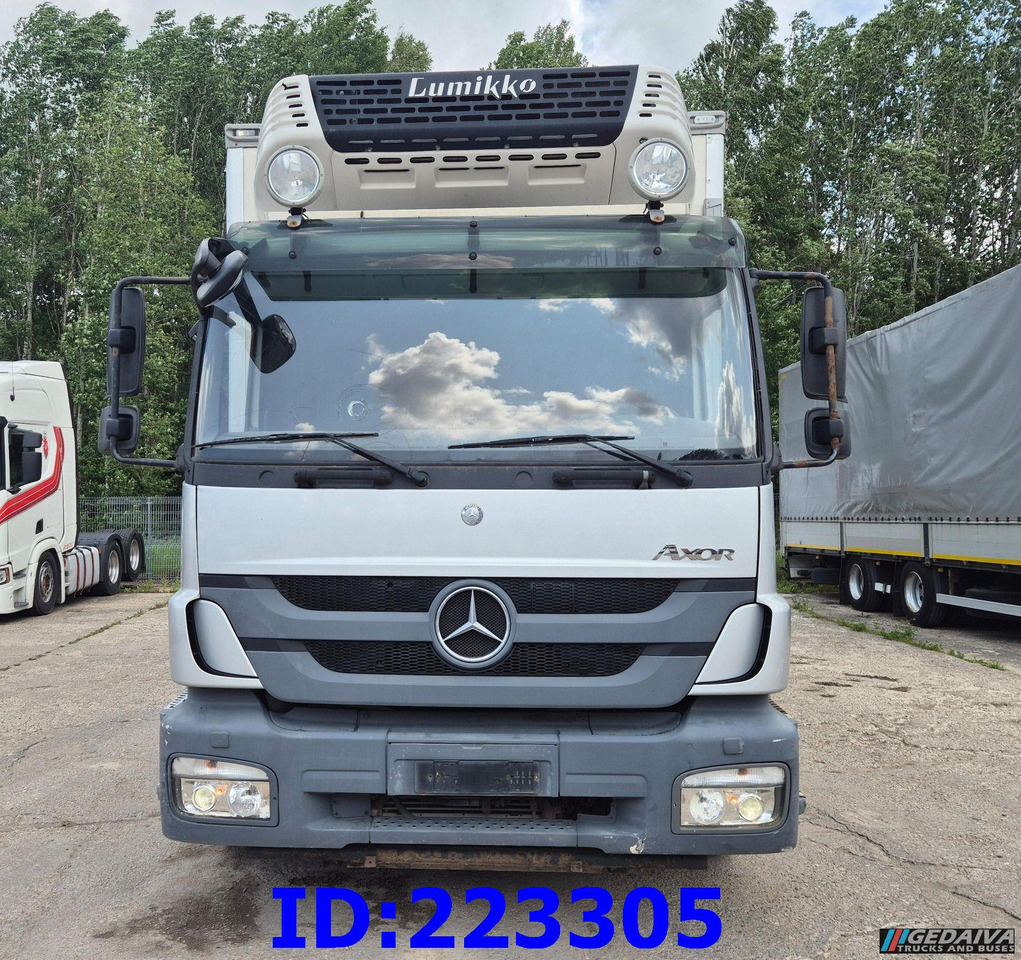 MERCEDES-BENZ Axor 1829 Euro5 Manual + Tail lift - Kravas automašīna refrižerators: foto 2 MERCEDES-BENZ Axor 1829 Euro5 Manual + Tail lift - Kravas automašīna refrižerators: foto 2