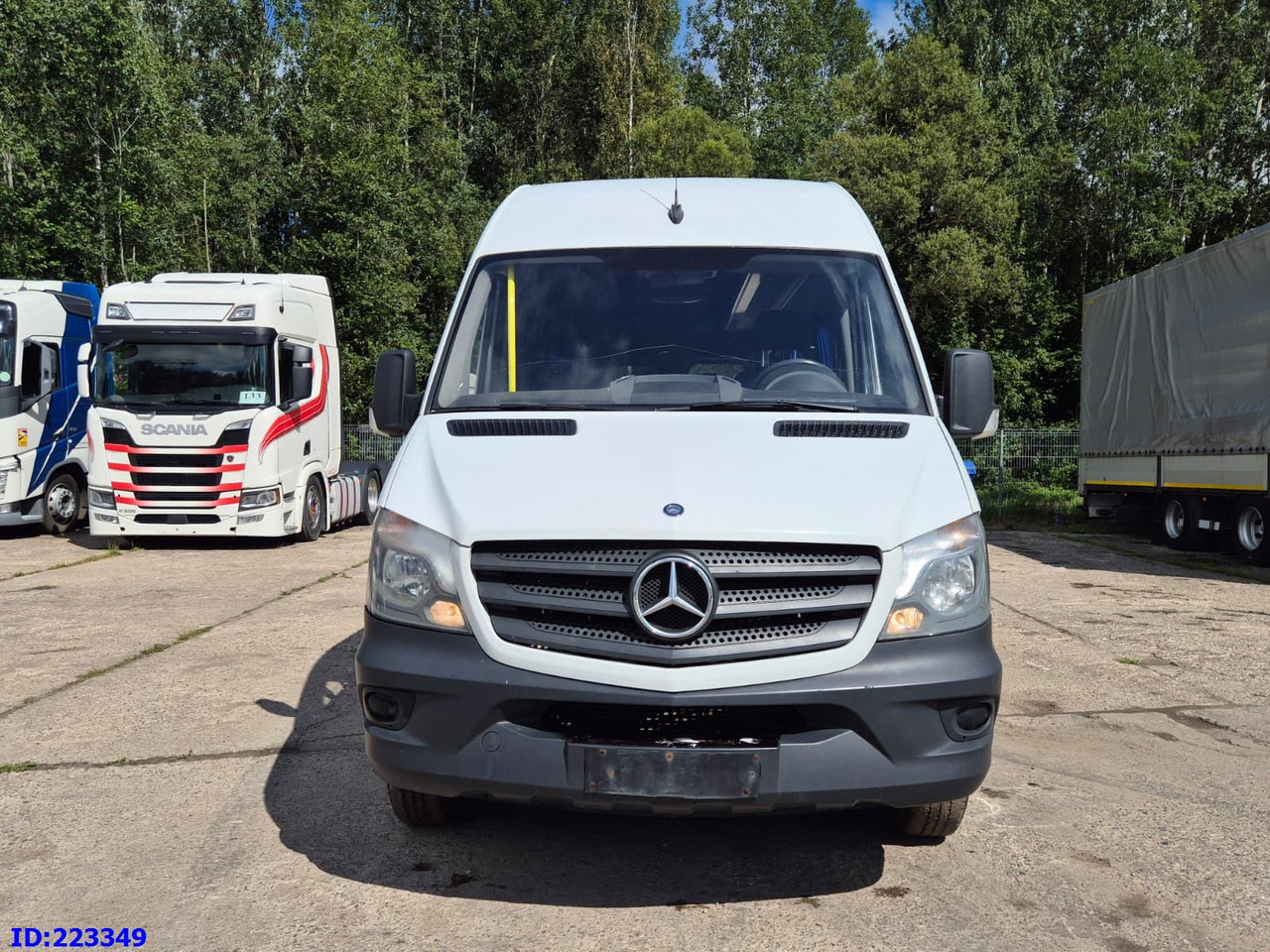 MERCEDES-BENZ Sprinter 516 23 places - Starppilsētu autobuss: foto 2 MERCEDES-BENZ Sprinter 516 23 places - Starppilsētu autobuss: foto 2