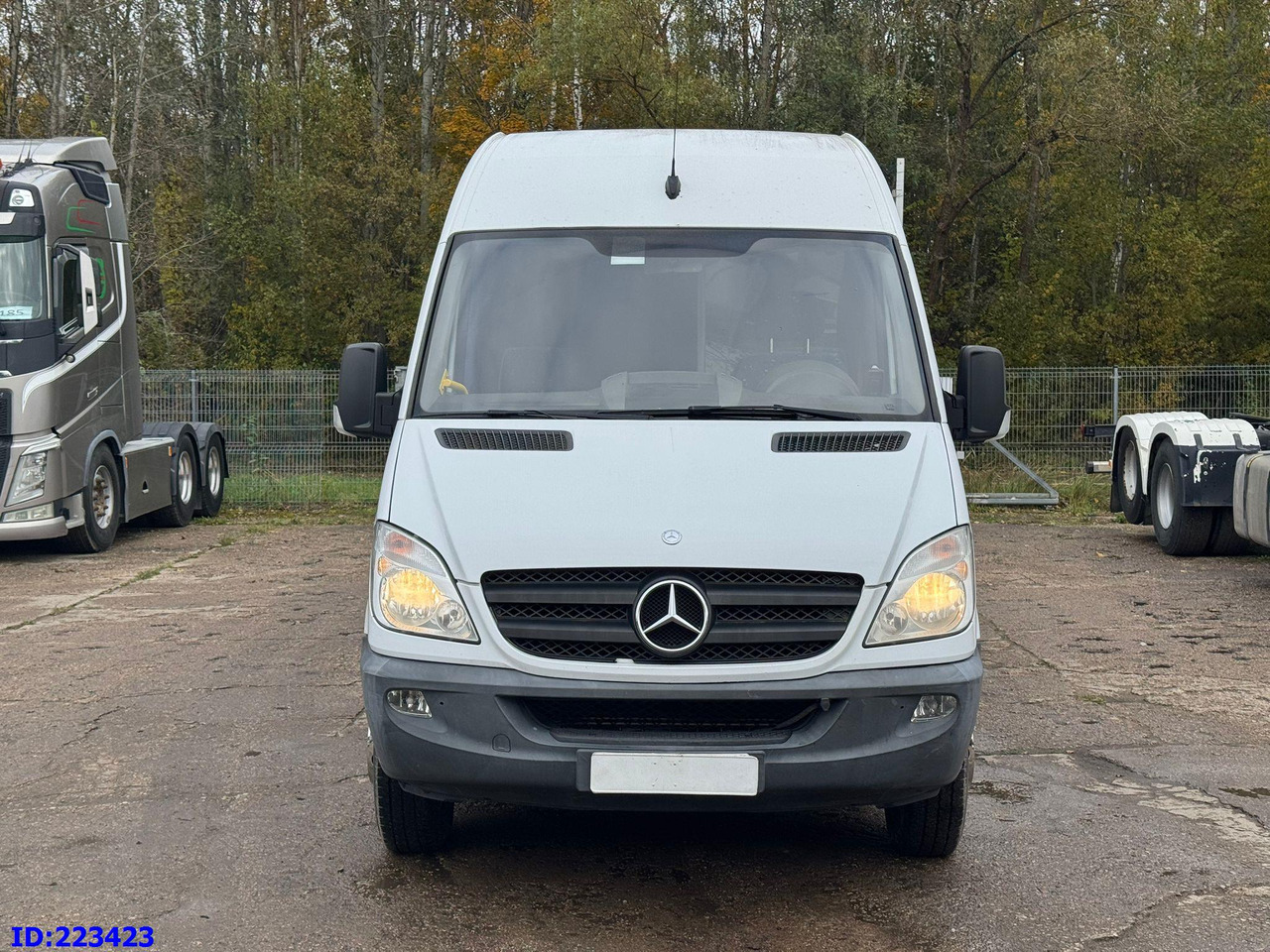 MERCEDES-BENZ Sprinter 516 Euro 5 Avestark 20-seater - Starppilsētu autobuss: foto 2 MERCEDES-BENZ Sprinter 516 Euro 5 Avestark 20-seater - Starppilsētu autobuss: foto 2