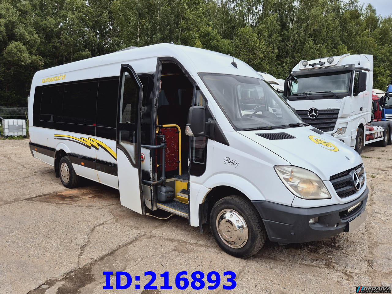 MERCEDES-BENZ Sprinter 516 - Euro5 - 23-seater - Starppilsētu autobuss: foto 4 MERCEDES-BENZ Sprinter 516 - Euro5 - 23-seater - Starppilsētu autobuss: foto 4