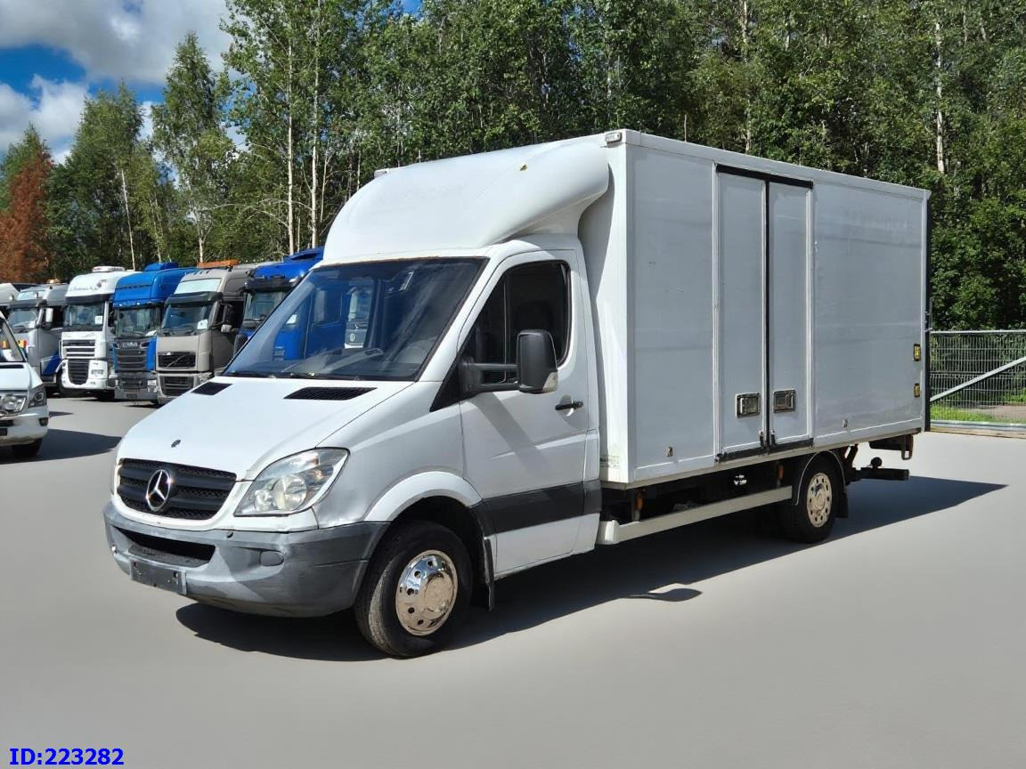 MERCEDES-BENZ Sprinter 516 SUPER - Furgons ar slēgtā virsbūve: foto 1 MERCEDES-BENZ Sprinter 516 SUPER - Furgons ar slēgtā virsbūve: foto 1