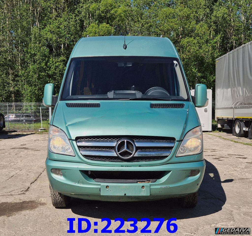 MERCEDES-BENZ Sprinter 516 - VIP - 23 Places - Starppilsētu autobuss: foto 2 MERCEDES-BENZ Sprinter 516 - VIP - 23 Places - Starppilsētu autobuss: foto 2