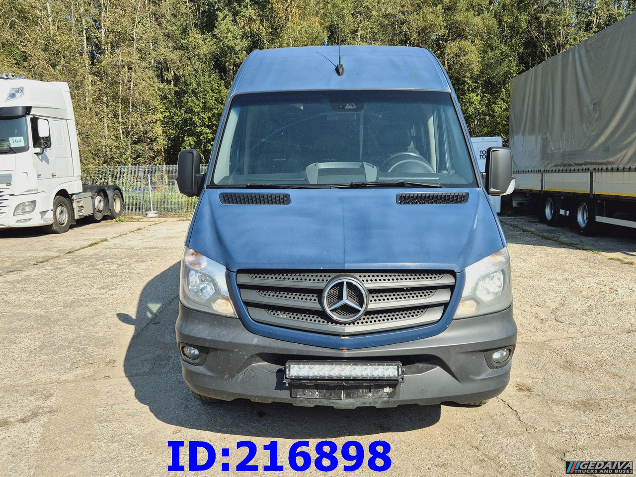 MERCEDES-BENZ Sprinter 516 - VIP - Tamlans 16-seater - Starppilsētu autobuss: foto 2 MERCEDES-BENZ Sprinter 516 - VIP - Tamlans 16-seater - Starppilsētu autobuss: foto 2