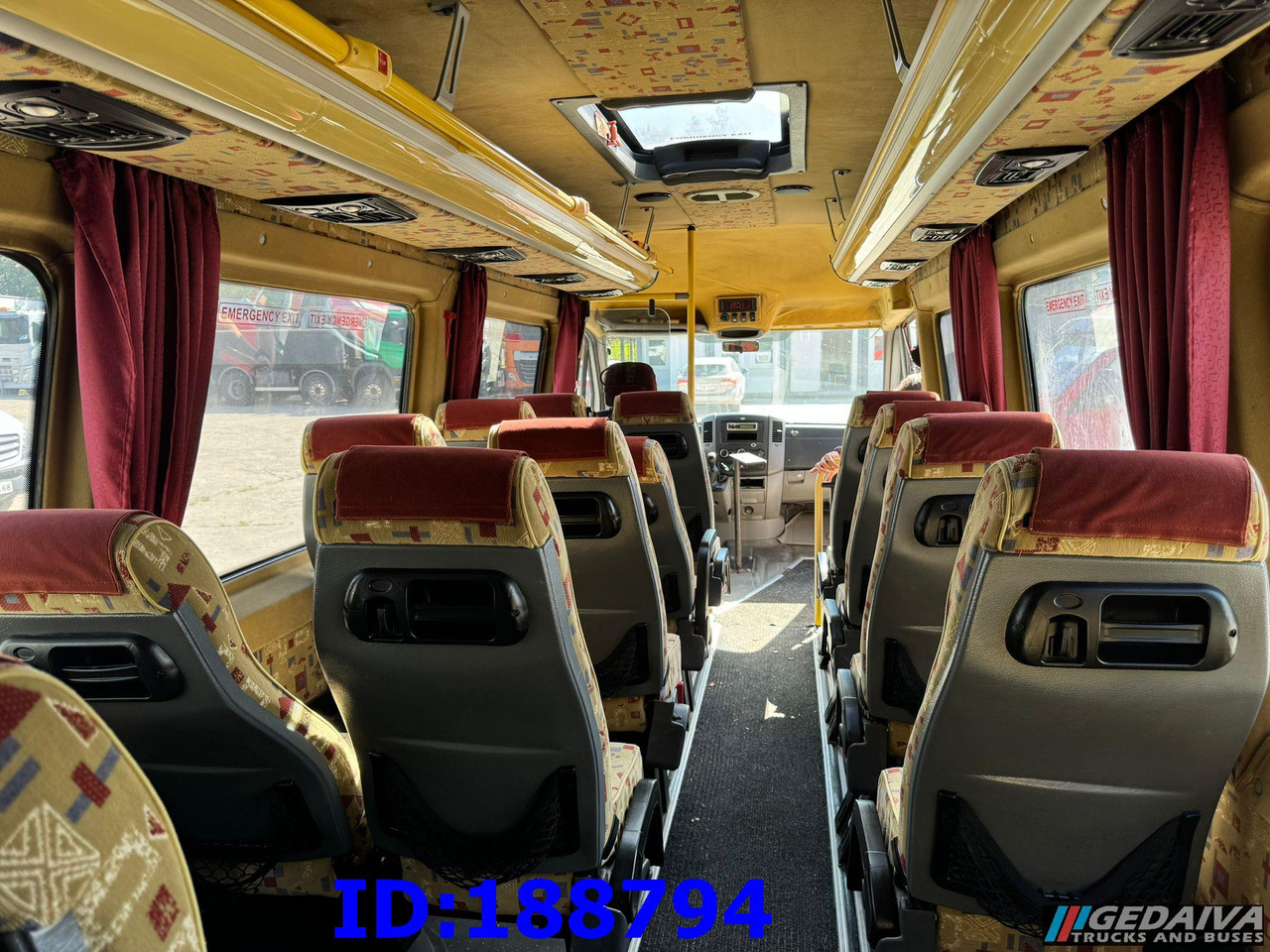 Starppilsētu autobuss MERCEDES-BENZ Sprinter 518 -  Kasten VIP - 20 Seater: foto 17