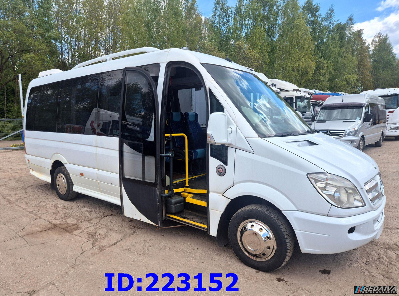 MERCEDES-BENZ Sprinter 518-VIP- 17 places - Starppilsētu autobuss: foto 1 MERCEDES-BENZ Sprinter 518-VIP- 17 places - Starppilsētu autobuss: foto 1