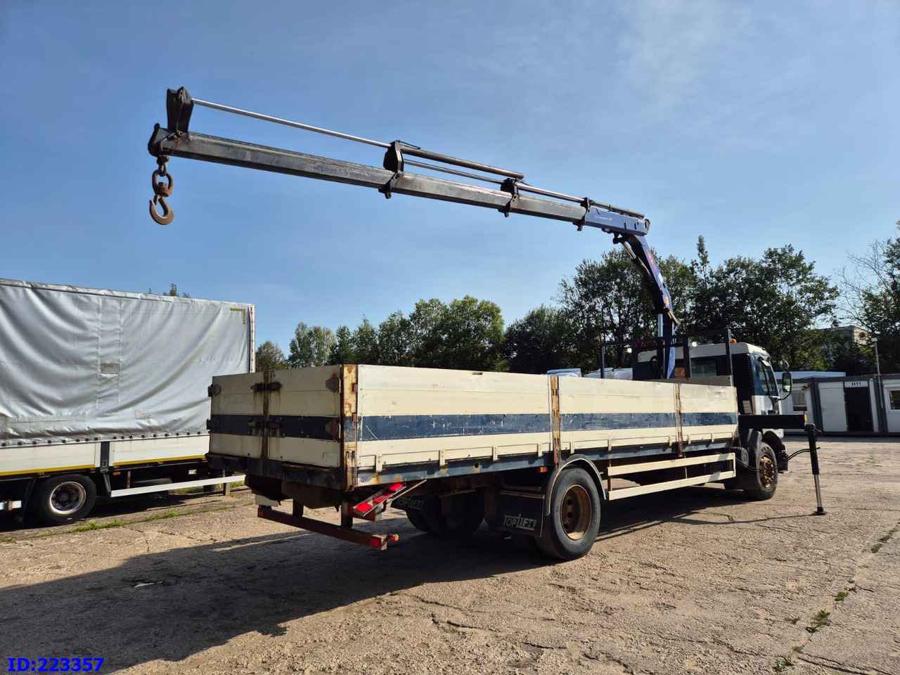 RENAULT Premium 210 4x2 Crane PM - Kokvedējs: foto 4 RENAULT Premium 210 4x2 Crane PM - Kokvedējs: foto 4