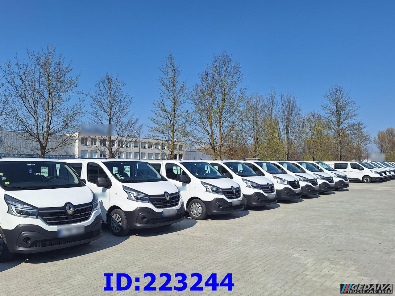 RENAULT Trafic (6pcs. available) - Kravas-pasažieru furgons: foto 1 RENAULT Trafic (6pcs. available) - Kravas-pasažieru furgons: foto 1