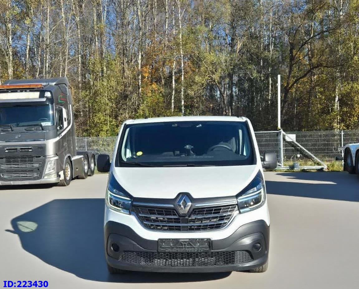 RENAULT Trafic Euro6 - Kravas-pasažieru furgons: foto 2 RENAULT Trafic Euro6 - Kravas-pasažieru furgons: foto 2