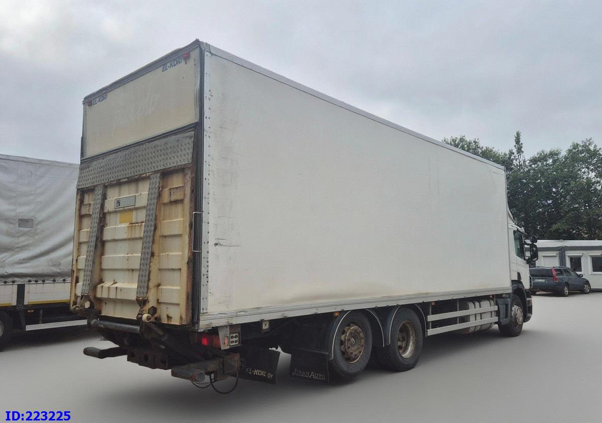 SCANIA P380 6x2 Open side box - Kravas automašīna ar slēgto virsbūvi: foto 5 SCANIA P380 6x2 Open side box - Kravas automašīna ar slēgto virsbūvi: foto 5